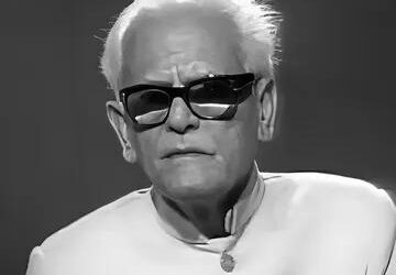 हम बहुत दूर निकल आए हैं चलते चलते